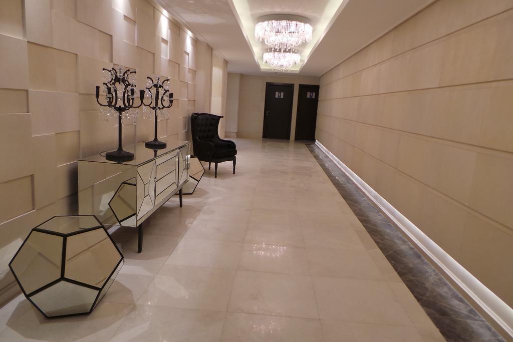 Adams Hotel Kuwait City Exteriör bild